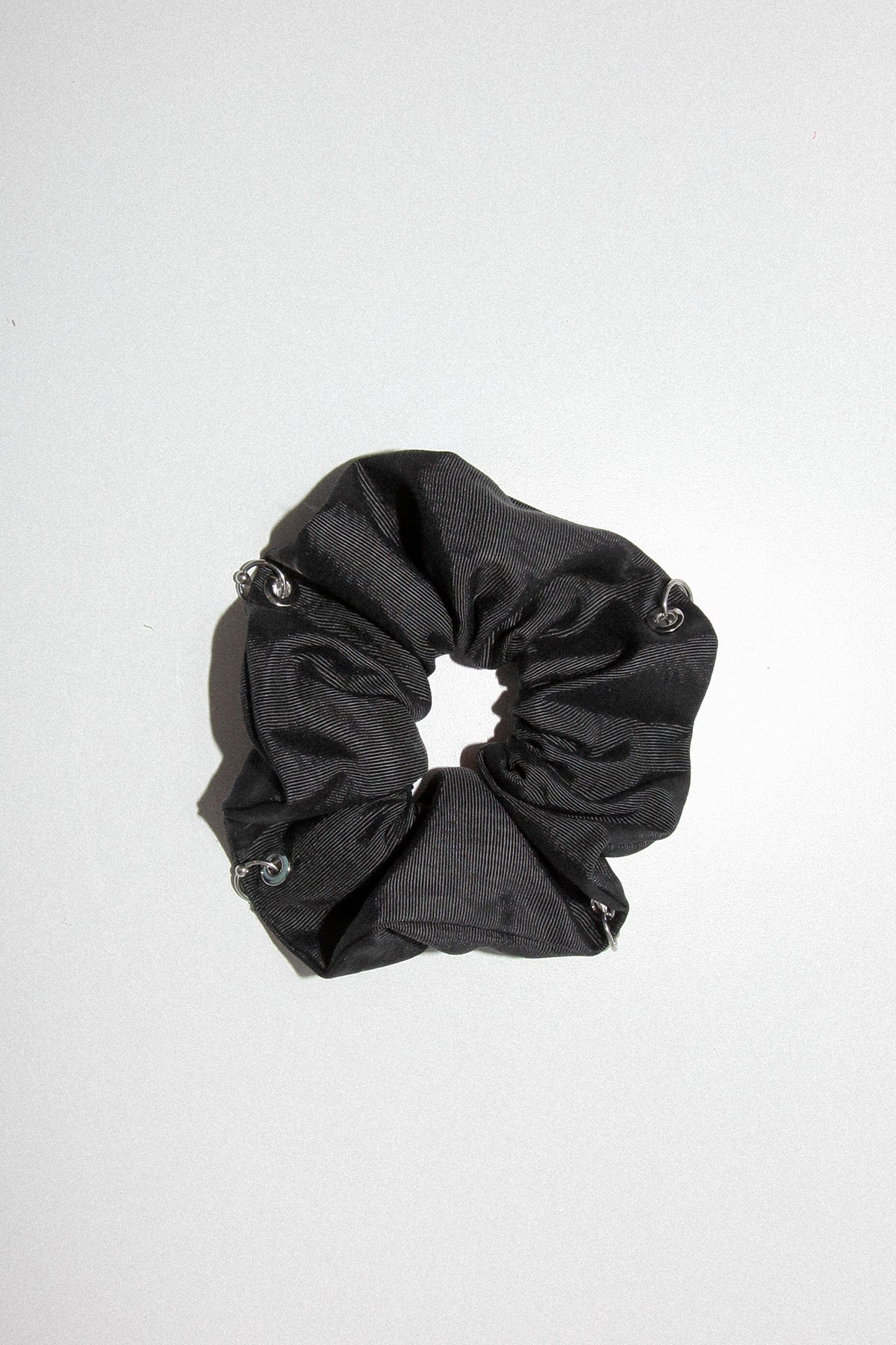 Pierced Scrunchie in Onyx Moire