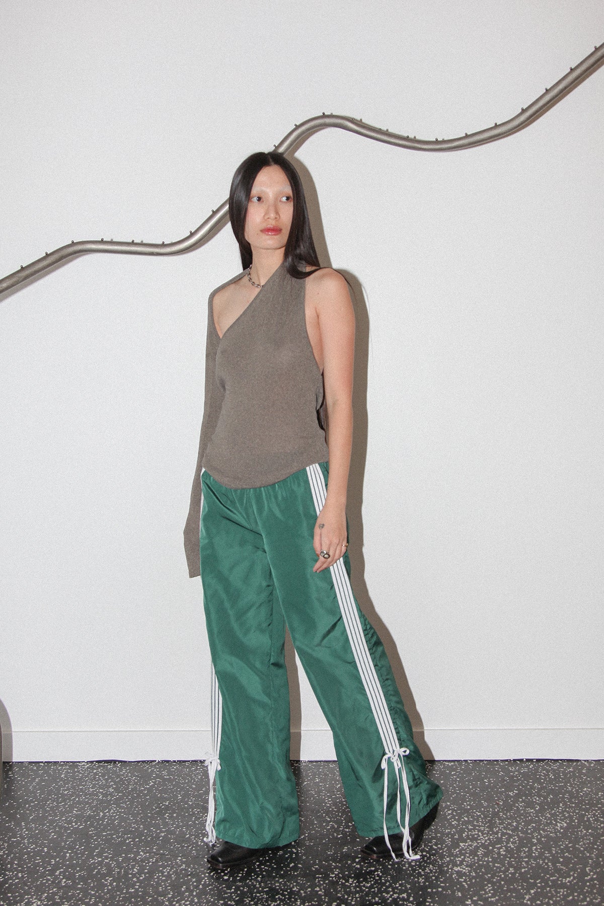 Studio 414 Bow Track Pant in Green